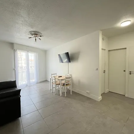 T2 A Avec Parking Et Animaux Admis, Proche Gare Et Plages - Fr-1-338-562 Apartamento *