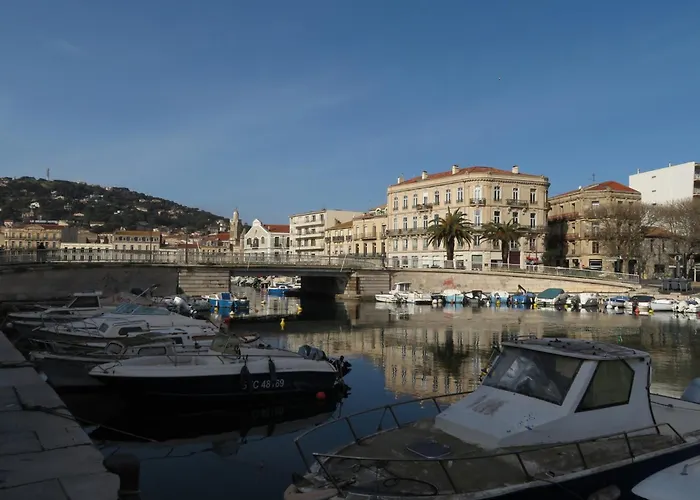 T2 A Avec Parking Et Animaux Admis, Proche Gare Et Plages - Fr-1-338-562 *