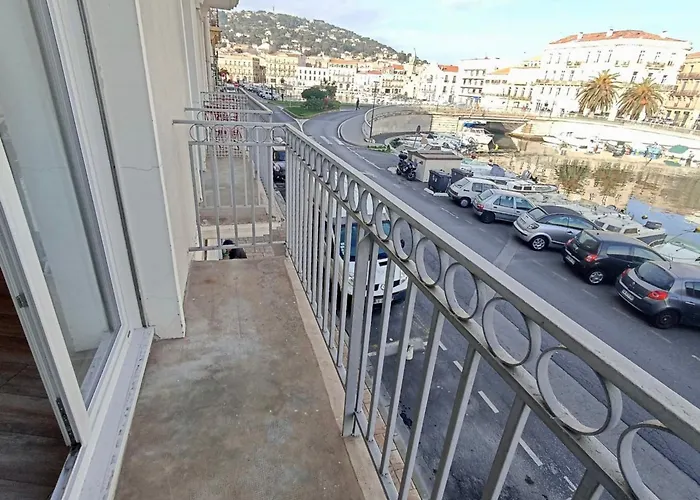 Apartment T2 A Avec Parking Et Animaux Admis, Proche Gare Et Plages - Fr-1-338-562 *